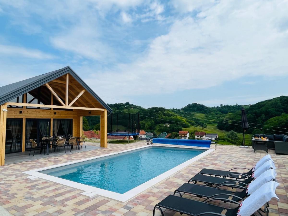 Holiday House Adamo Selno Buitenkant foto