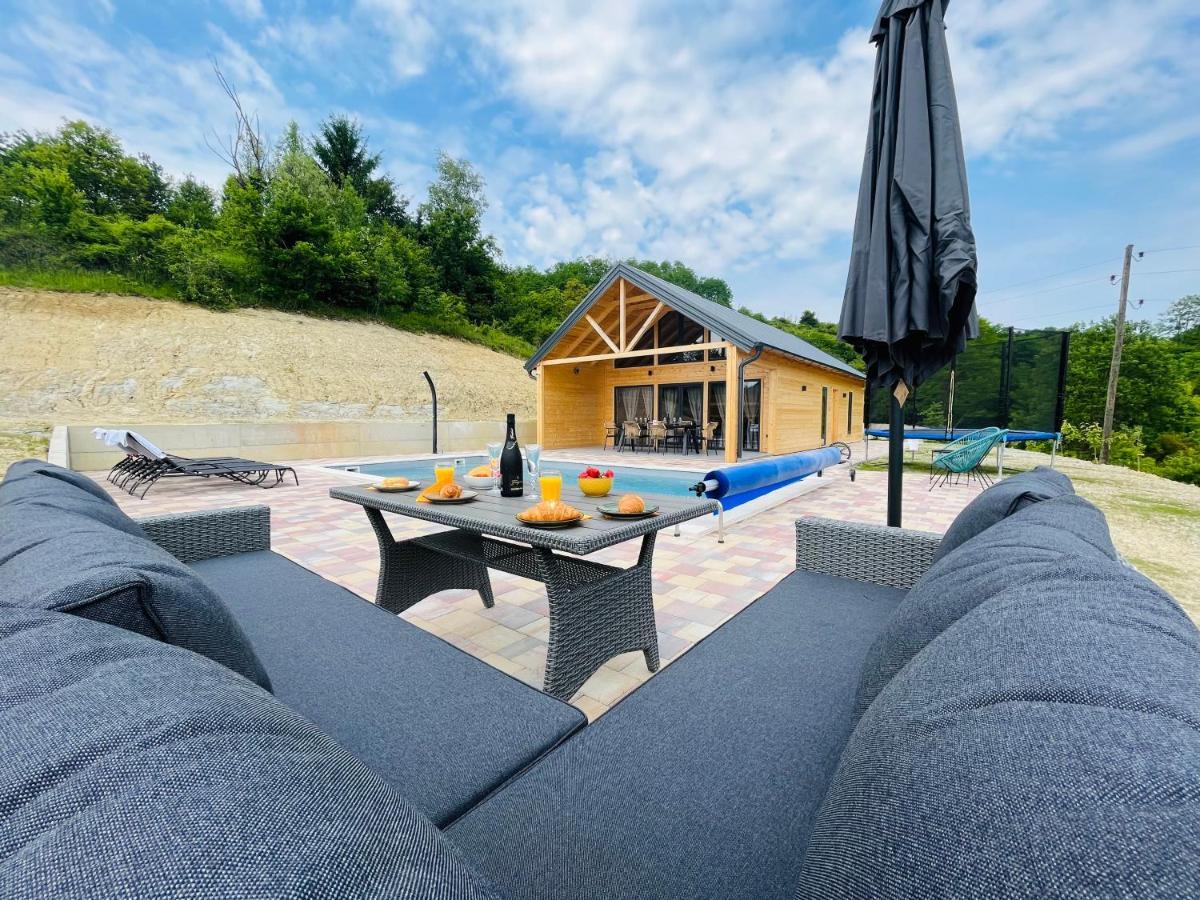 Holiday House Adamo Selno Buitenkant foto