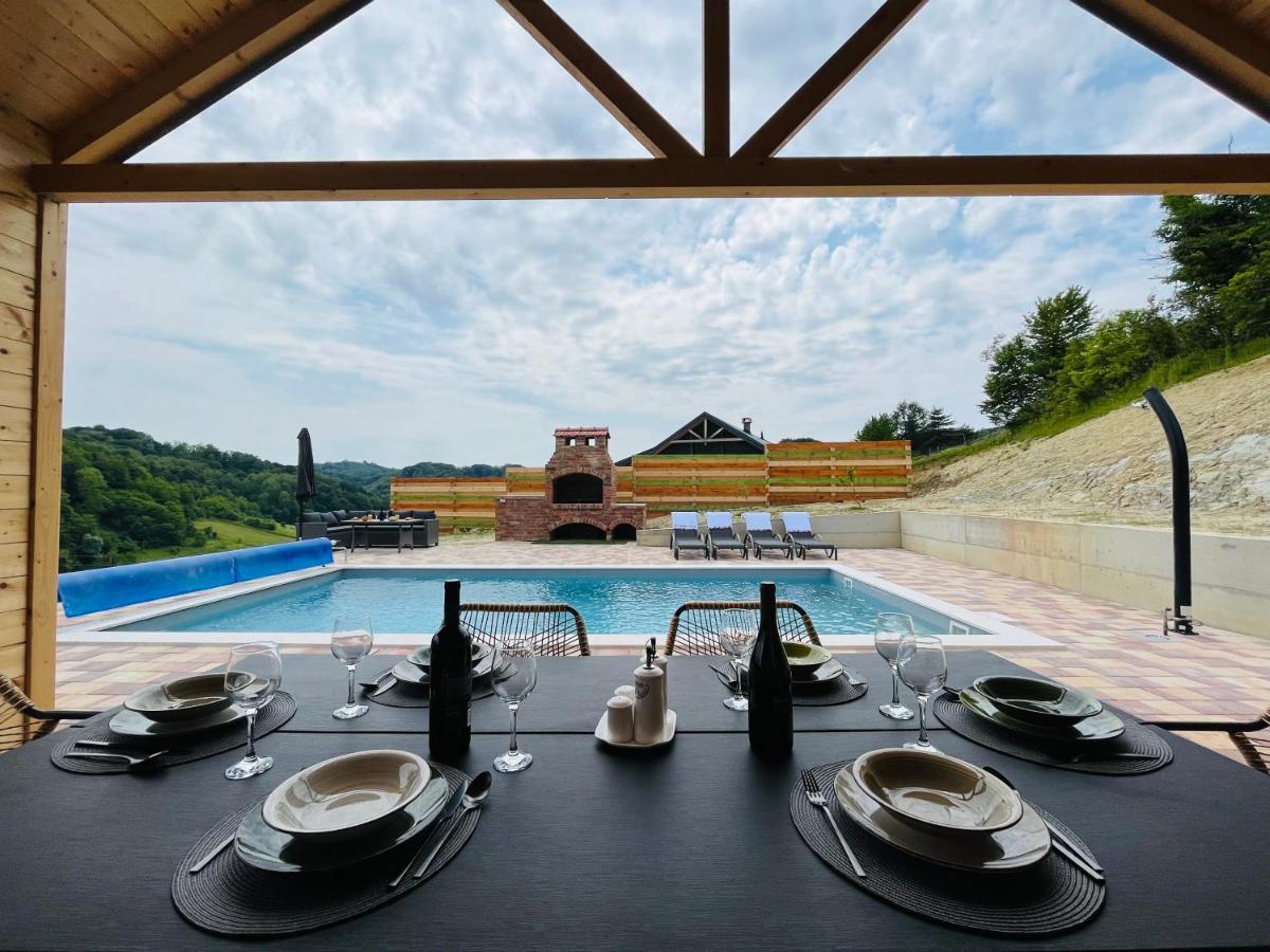Holiday House Adamo Selno Buitenkant foto